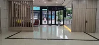 Oufei Hotel (Pinghu China Clothing City) - Parkplatz