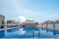 Ramada Plaza by Wyndham Hezhou North - 5-Star