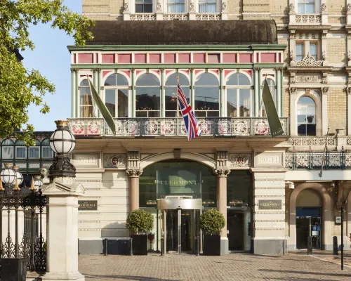 The Clermont London, Charing Cross Hotels near St. James