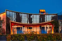 Xiangyang Yunhai Hotel Hotels in Xiangyang East Railway Station / OCT FABLAND Busin
