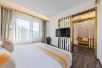 Yuyuan·Meet the Future Hotel (Hangzhou Lin'an Qingshan Lake Scenic Area) Hotel dekat Linglong Mountain Scenery Zone