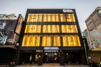 Mega Hotel Hotel di Chiayi