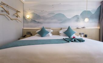 Shaoxing Yiju Life Hotel (Luxun Guli Subway Station Jindi Yintai)