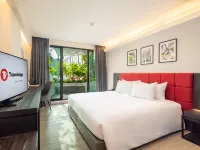 Travelodge Phuket Town Отели рядом с достопримечательностью «Сентрал-Фестивал-Пхукет»