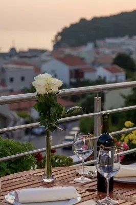 Hotel WGrand Hotels near Kasnoanticki Mozaik