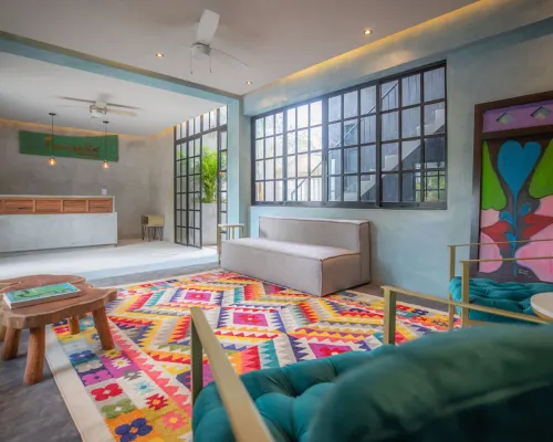 โรงแรมทัวร์ควอยส์ตูลูม โรงแรมในตูลุม