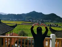 Meet Xilan Karp (Longshan Jabala Scenic Area)
