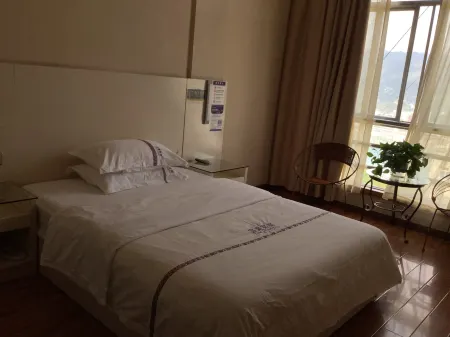 Badong Yunju Hotel Отели рядом с достопримечательностью «Badong Yangtze River Bridge»