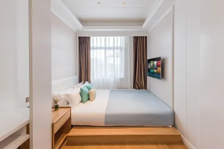 Floral Lux Hotel · Qingqiu Bijue Villa Hotel (Wuyishan Sangu Resort Area) Отели рядом с достопримечательностью «Manting Peak»