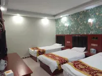 Xinle Hotel Xiangyang - إقامة ريفية