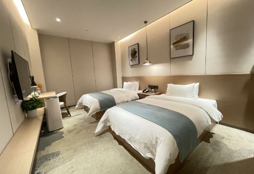 5. 카이샹 이란 호..