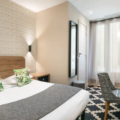 Hotel Locarno Nice Hotels near Les Baumettes