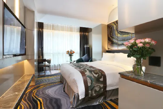 Regency Boutique Hotel（Shantou Mixc Railway Station）