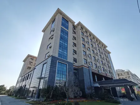 Suzhou Yijia International Hotel Отели рядом с достопримечательностью «Wansheng Rice Merchants»