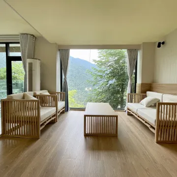 Shanglin Encounter Fanghua Homestay (Xiashuiyuan Branch)