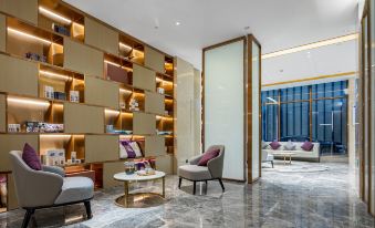 Laifeng Hotel (Lijiang Ancient City Branch)