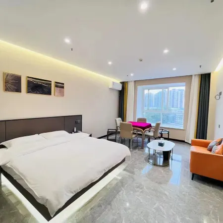 Rubik's Square Greene E-sports Hotel Отели в г. Чэнгу