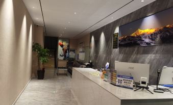 Gongshan Jixiang Business Hotel