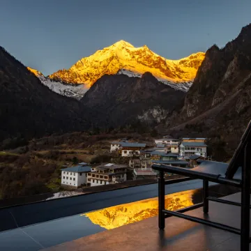 YOLO Guesthouse Hotels in der Nähe von Yubeng Village