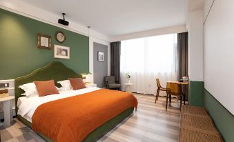 Lily Smart Hotel (Fuyang Economic Development Zone No.5 Middle School)