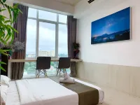 Sunset Seaview Vacation Condos @ Infinity Avenue Hotel di 