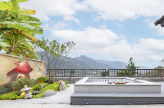 Yongtai Mountain Waishan Lanshanju Hot Spring Homestay โรงแรมในหยงไท่