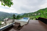 Hangzhou Lin'an Valley Tianyuan Homestay (Zhizhicun Branch) - Rooftop Pools