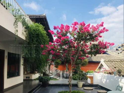 Xichang Yiwai Inn (Dashiban Community) - pemandangan pegunungan