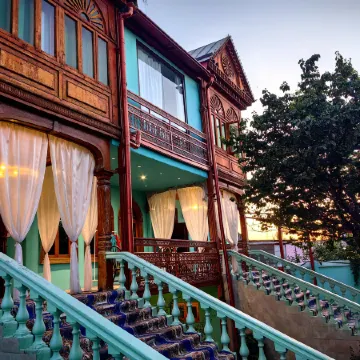 Hi Yili Blue Lane B&B (Yili Old Town Kazanqi Branch)