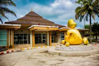 Saline Hot Spring Resort Hotels in Khlong Thom District