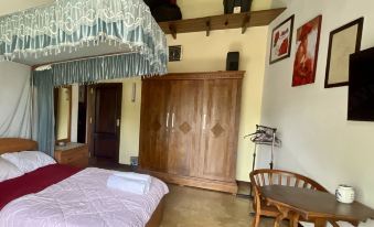 Sandalwood green villa