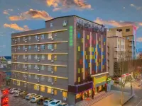 Railway Business Hotel (xinyang Railway Station Branch)