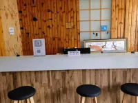 76 Express Hotel (Xinzheng Sias International College) โรงแรมในซินเจิ้ง