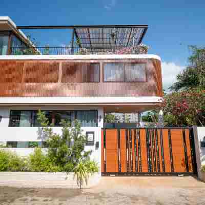 Alden Design Pool Villa Hotel Exterior