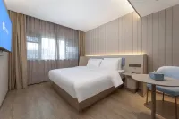 HanTing Hotel (Chizhou Qingyang Shangyeguangchang)