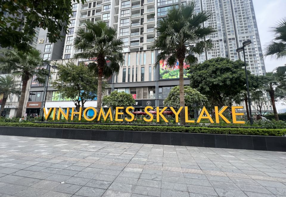 VINHOME SKYLAKE - PHAM HUNG