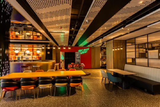 Ibis Pingyao Ancient City Hotel Отели в г. Пинъяо