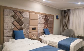 Shiquan Jianghua Business Hotel