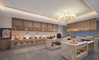 Vienna International Hotel (Xuchang Furong Lake Branch)