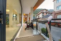She Homestay (Pingqian Ancient Town Branch, Entrance of Shennongjia  Park Scenic Area)
