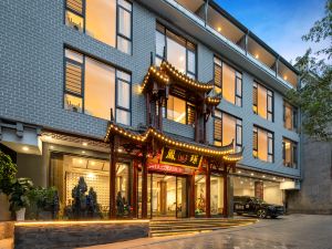 Fenghuang Fengjing Hotel