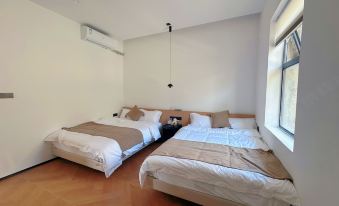 Yuehai Shishe Homestay