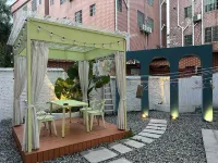 Qomoyard • Youth Hostel (Guangzhou South Railway Station)
