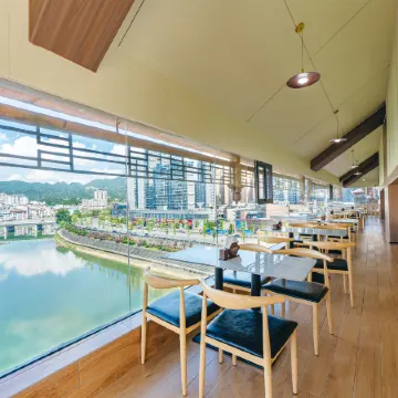 Yushui Langqiao Hotel