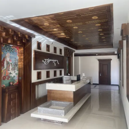 Meet Yushu Inn
