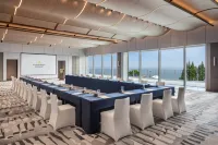 InterContinental Huzhou Taihu South - parking
