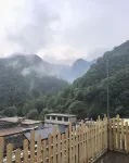 Tuoliang Songshan Jingju - Bergblick
