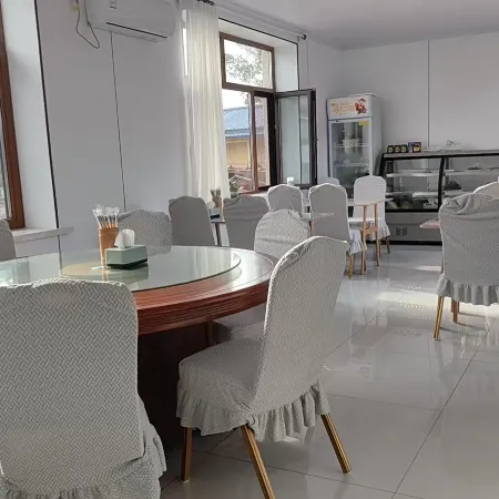 Fuyuan Zhejie Sister Homestay (Nangang Hezhe Ethnic Village)