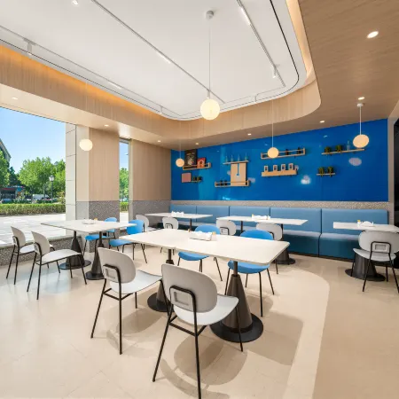 Homeinn Hotel (Dezhou Lingcheng No.1 High School)