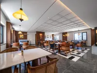 UrCove by Hyatt Hotel (Lanzhou Zhongshan Bridge Zhangye Road Pedestrian Street) - Bintang 4